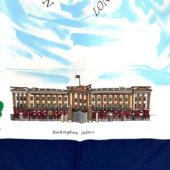 Vintage London England Landmark Scarf Made In Italy Tower Trafalger Buckingham - Picture 6 of 16